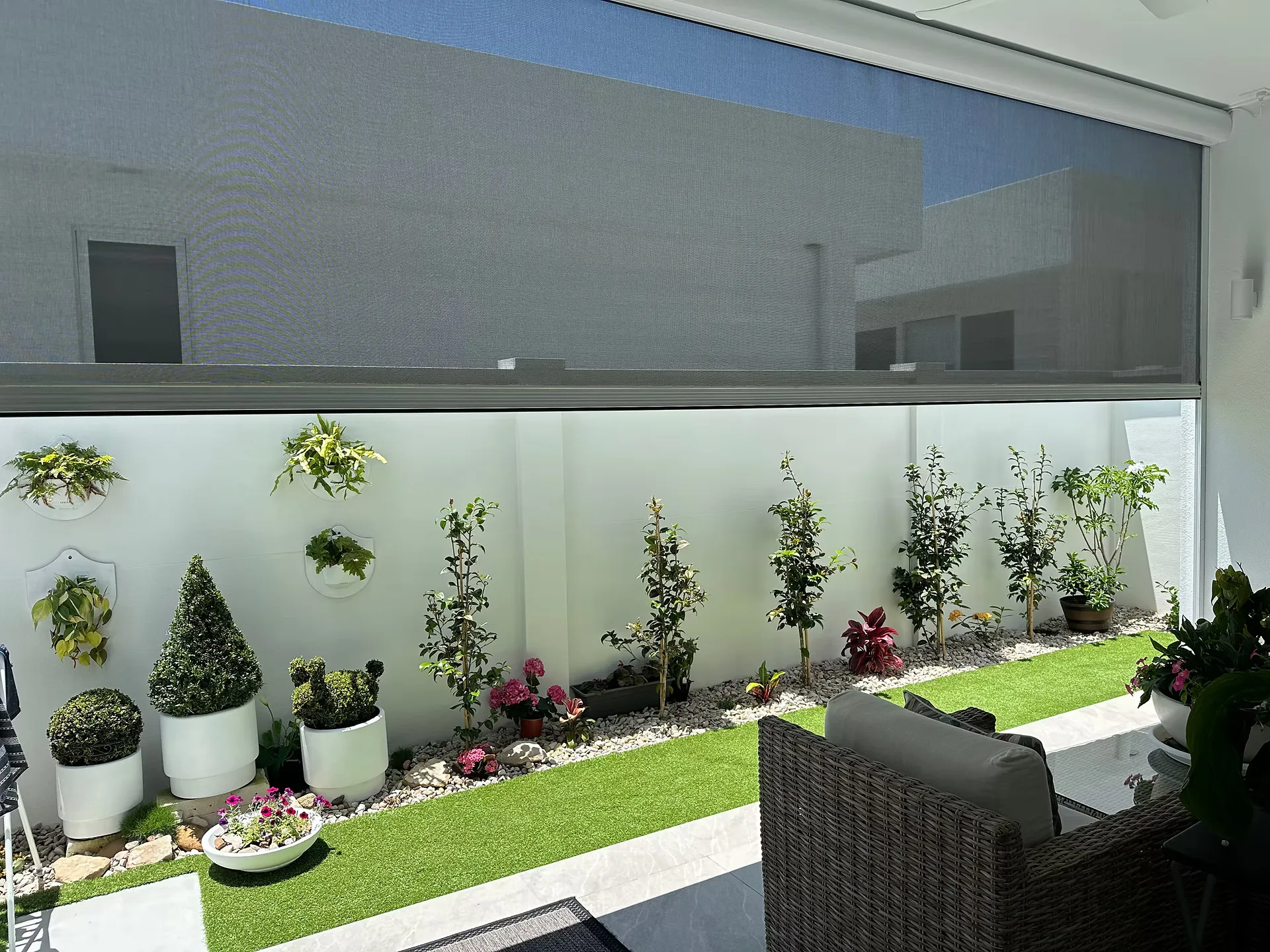 Beat the Brisbane Heat: Why Outdoor Shades Are Your Summer Savior