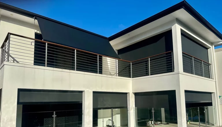 The Ultimate Guide to Choosing the Best Outdoor Blinds for Your Home or Business